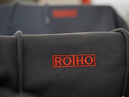 Bestickte Workwear-Hoodies für die Robert Thomas Metall- und Elektrowerke GmbH aus Neunkirchen